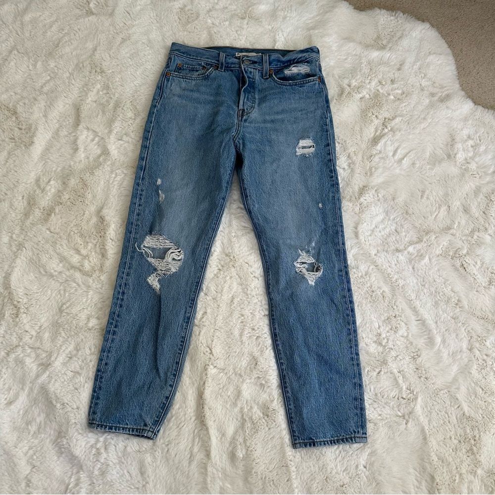 Levi’s Wedgie straight/slouchy High Rise Jeans with button fly